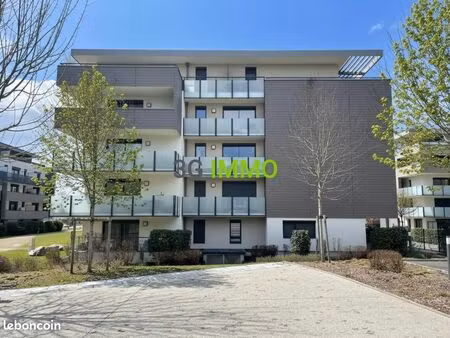 appartement 4 pièces 82 m²