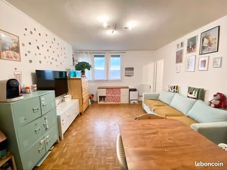 appart 70m2 meublé 4 pieces 1600e par mois