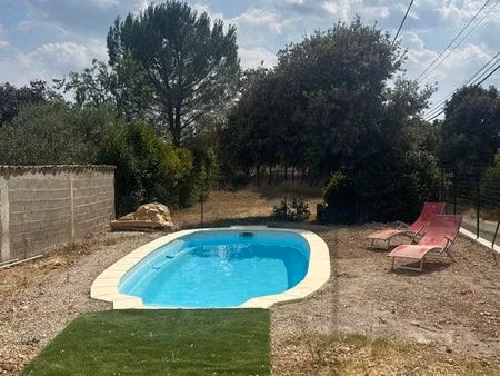 maison avec piscine au cœur des rouvières (83560)