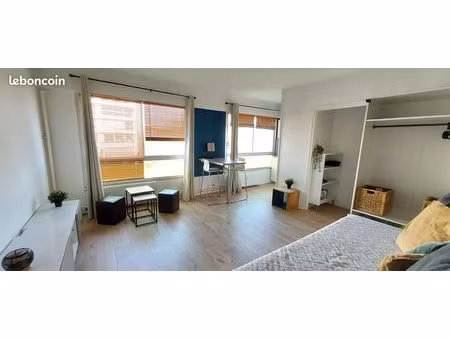 appartement studio meublé + cave & stationnement / lambersart