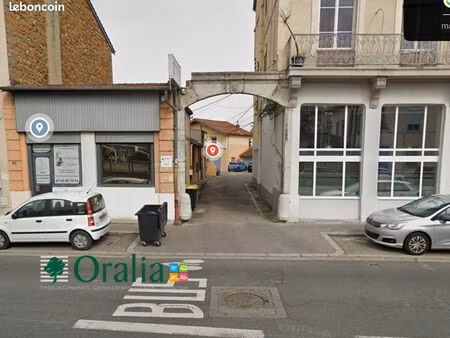 garage / box 18 m² lyon