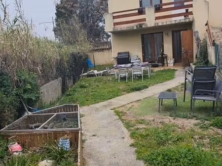 elne -appar f3-rdc -garage et jardin prives