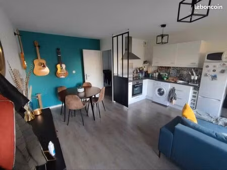 t2 meublé lumineux – 45m² – parking privé