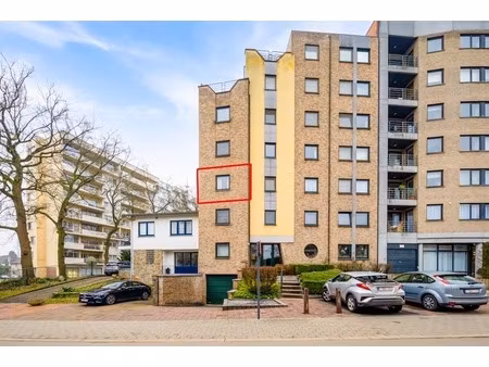 appartement te koop in genk met 1 slaapkamer