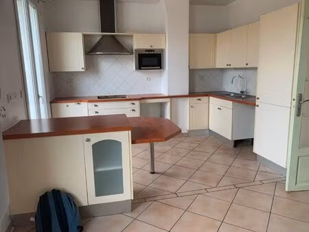 location appartement 3 pièces 90 m2 à perpignan