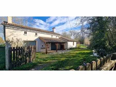 villa lezay 7 pièce(s) 150 m2 sur 1 700 m² de terrain