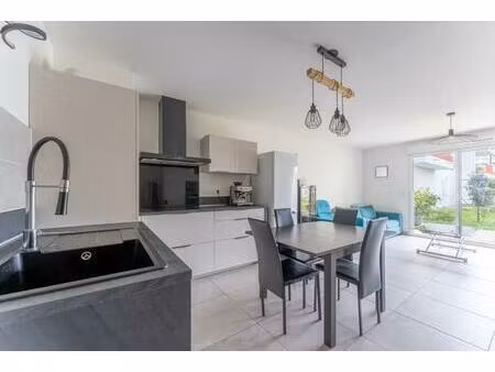 charmant t3 avec jardin à bordeaux caudéran