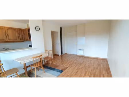 appartement 2 pièce(s) - 1 chambre - poitiers /st benoit grand large - libre de toute occu