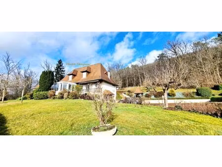 24120 terrasson lavilledieu : grande périgourdine avec parc de 2844m²