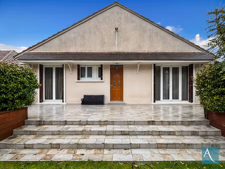 vente maison 5 pièces  121.52m²  ormoy