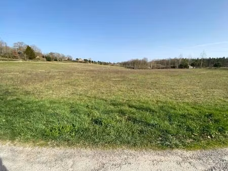 terrain à bâtir à liorac-sur-louyre (24520)