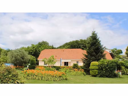 vente maison 5 pièces 113 m² à loubieng (64300)  315 000 €