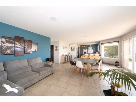 vente maison 4 pièces 102 m² à cavignac (33620)  292 050 €