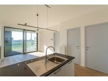 gezellig 1slpk app. met prachtig terras en zicht op park