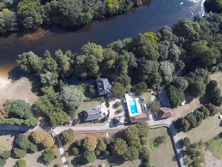 vente maison 12 pièces 333 m² fontgombault (36220)