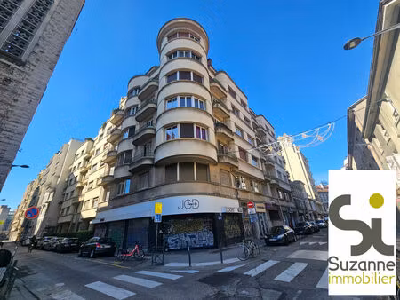 vente appartement 2 pièces 69m2 grenoble 38000 - 171000 € - surface privée