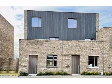 huis te koop in sint-truiden met 3 slaapkamers