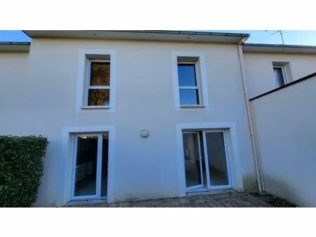 mûrs-erigné (49610)