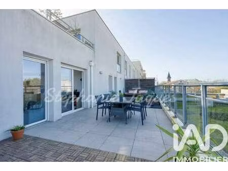 vente appartement 3 pièces à bordeaux (33000) : à vendre 3 pièces / 70m² bordeaux