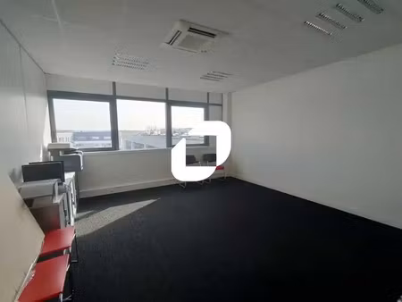 location bureau saclay 91400