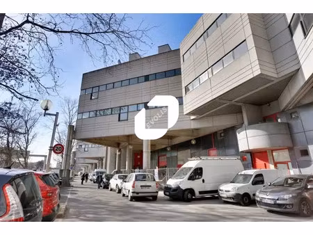 location bureau saint denis 93200