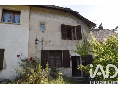 vente maison de village 9 pièces