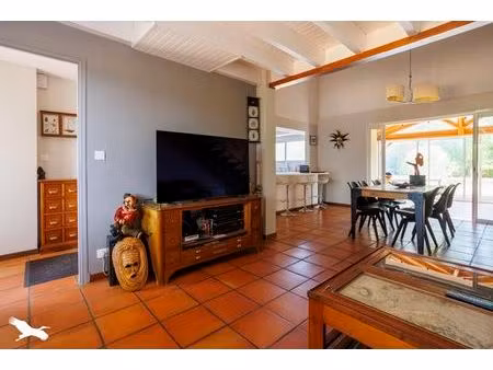 vente maison 5 pièces 140 m² montlaur (31450)