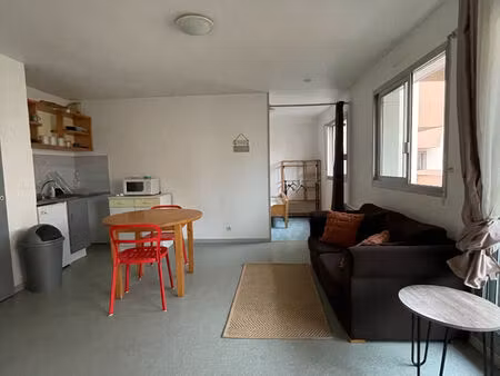 pau proche université