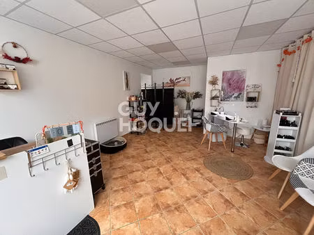 local commercial pontorson 1 pièce(s) 30 m2