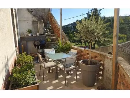 maison de 4 pièces de 120 m² située à saint-brès