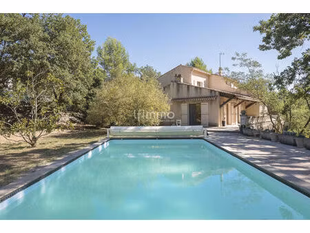 maison familiale avec piscine sur 3900m2 arborés plein sud