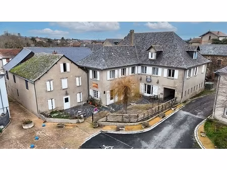 maison 21 pièces - 860 m²