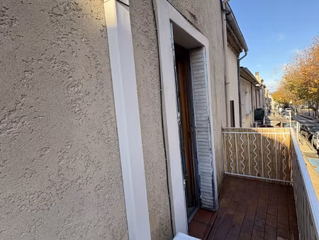 à louer  charmante maison de village rénovée et meublée