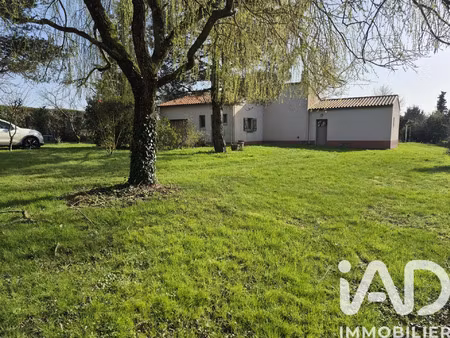vente maison à mouchamps (85640) : à vendre / 84m² mouchamps