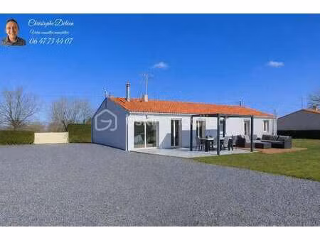 vente maison à vendrennes (85250) : à vendre / 172m² vendrennes