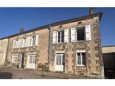 maison de village spacieuse avec grange et jardin