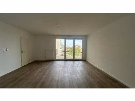 location appartement 4 pièces à angers (49000) : à louer 4 pièces / 85m² angers