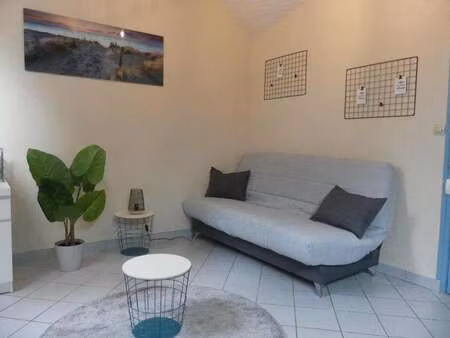 location appartement t1 meublé à angers (49000) : à louer t1 meublé / 22m² angers