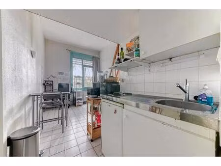 studio de 1 pièce de 25 m² situé à lyon 6ᵉ