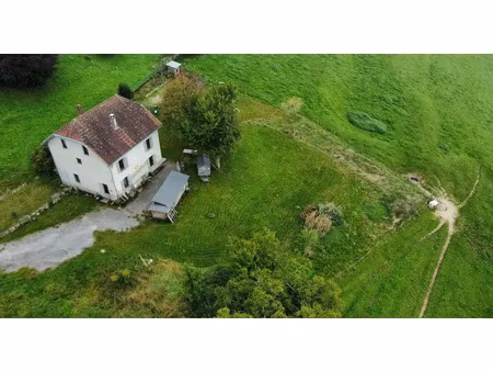 vente maison 5 pièces 181 m² à saint-laurent-du-pont (38380)  450 000 €