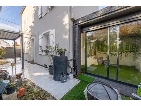 maison de 5 pièces de 85 m² à saint-leu-la-forêt