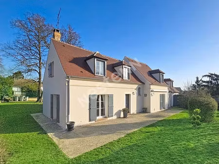 posez vos valises à orry 8 pièces  201 m²