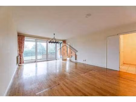 waterloo-magnifique appartement 3 chambres-terrasses-parking