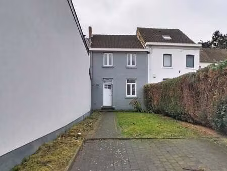 plancenoit - agréable maison villageoise