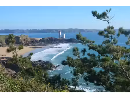 terrain plougonvelin 630 m2
