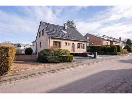 villa à vendre à habay-la-neuve.