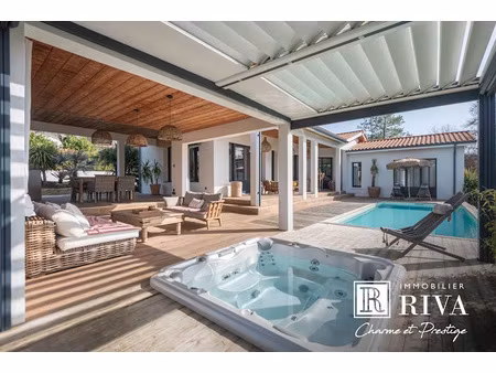 vente maison 5 pièces 145 m² à latresne (33360)  792 000 €