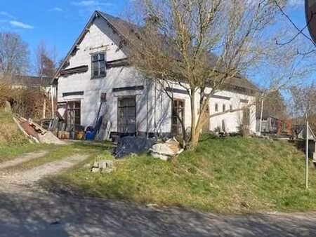 villa 5 chambres à ohey (evelette) à parachever