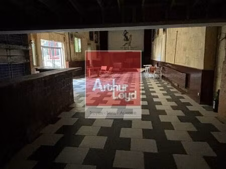 local commercial à vendre