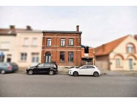 immeuble de rapport (3 appartements) avec bonne situation